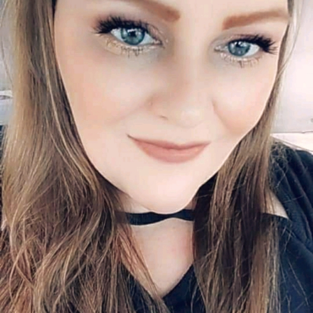 Meet your Posher, Brandi